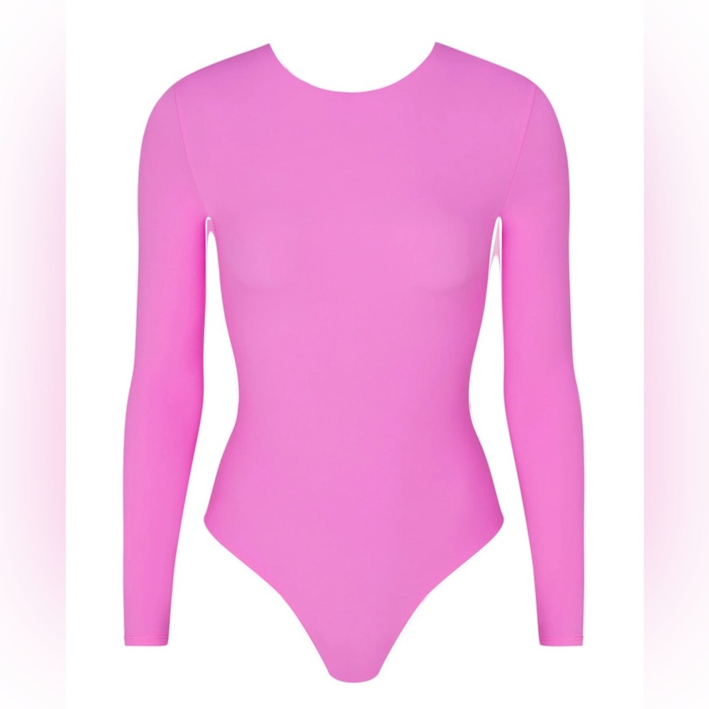 SKIMS
Fits Everybody Long Sleeve Bodysuit